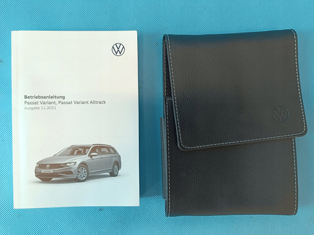 VW Passat B8 VARIANT 2.0 TDI 2022 R POUCH BAG USER MANUAL
