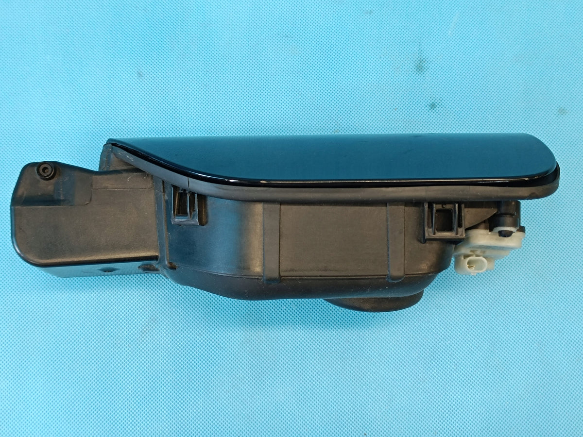 VW Passat B8 VARIANT 2.0TDI 110KW 2022R FUEL FILLER FLAP LC9X 3G9809857D