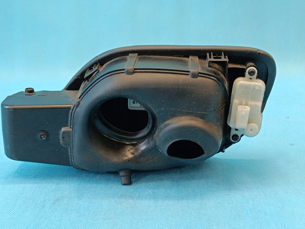 VW Passat B8 VARIANT 2.0TDI 110KW 2022R FUEL FILLER FLAP LC9X 3G9809857D
