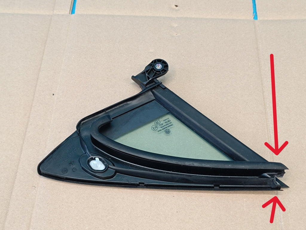 VW Passat B8 VARIANT GLASS TRIANGLE DOOR LEFT FRONT 3G0845113H FROM 2022