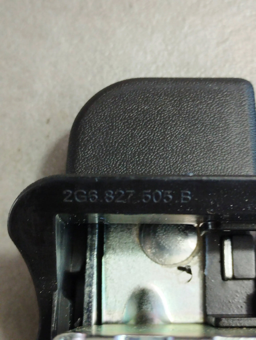 VW Polo VI 2G FLAP LOCK REAR 2G6827505B