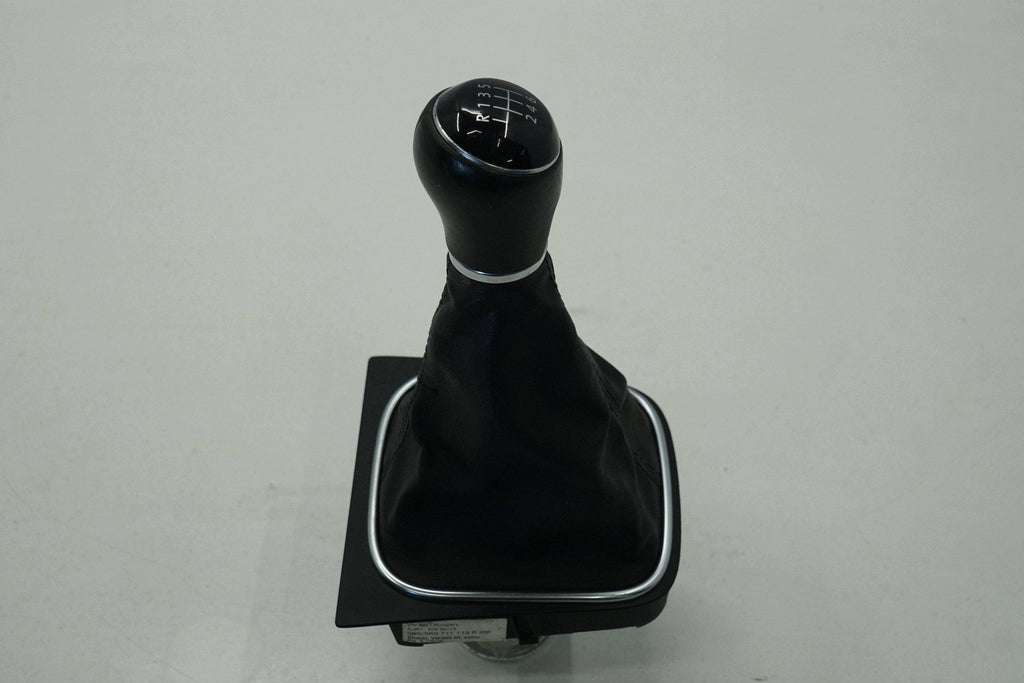 VW SCIROCCO 13R SHIFT BELLOWS KNOB MANUAL 6-SPEED 5K0711113R