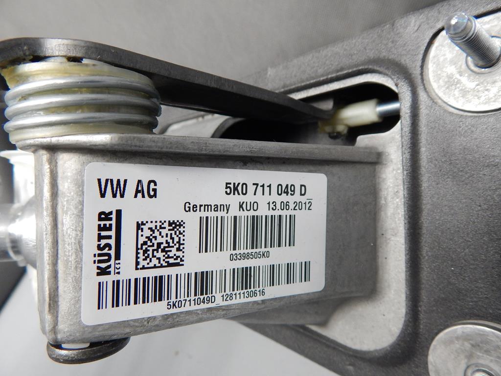 VW SCIROCCO GEAR SELECTOR 5K0711049D