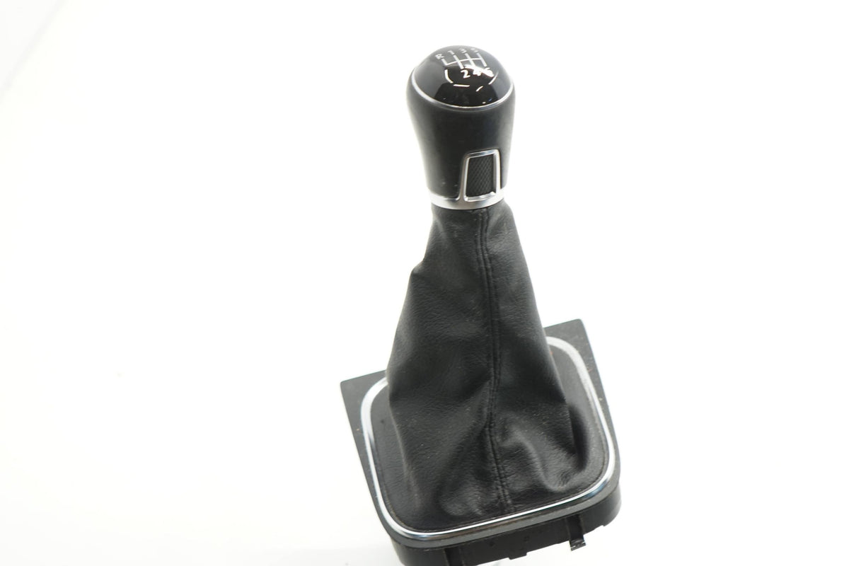 VW SCIROCCO III LIFT 15R JACK BELLOWS SHIFT KNOB 1K8711113
