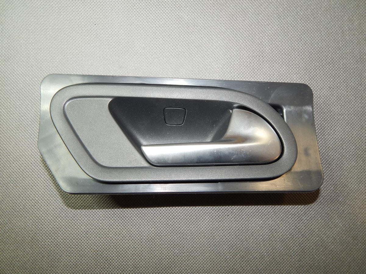 VW SCIROCCO INTERIOR DOOR HANDLE RIGHT 1Q0837198