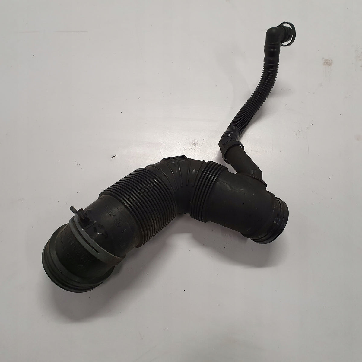 VW SEAT SEAT AIR HOSE 2.0TDI 3C019654P
