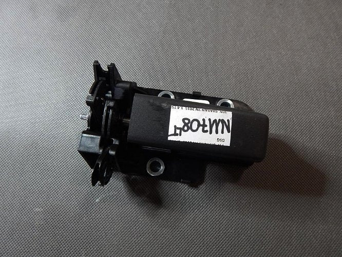 VW SHARAN 7N HANDLE LEFT REAR 7N0843641L