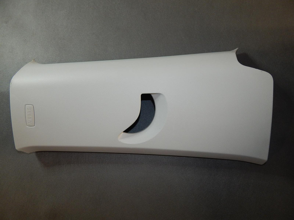 VW SHARAN 7N POST COVER RIGHT 7N0867288G