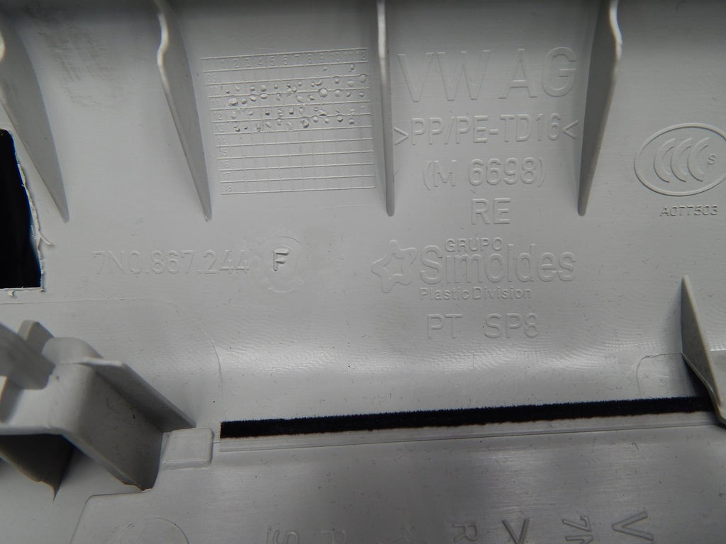 VW SHARAN 7N POST PLATING RIGHT 7N0868312B