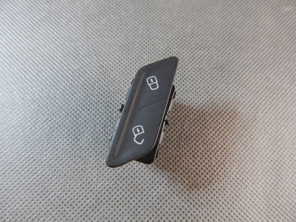 VW SPORTSVAN CONTROL PANEL LOCK SWITCH 510962125