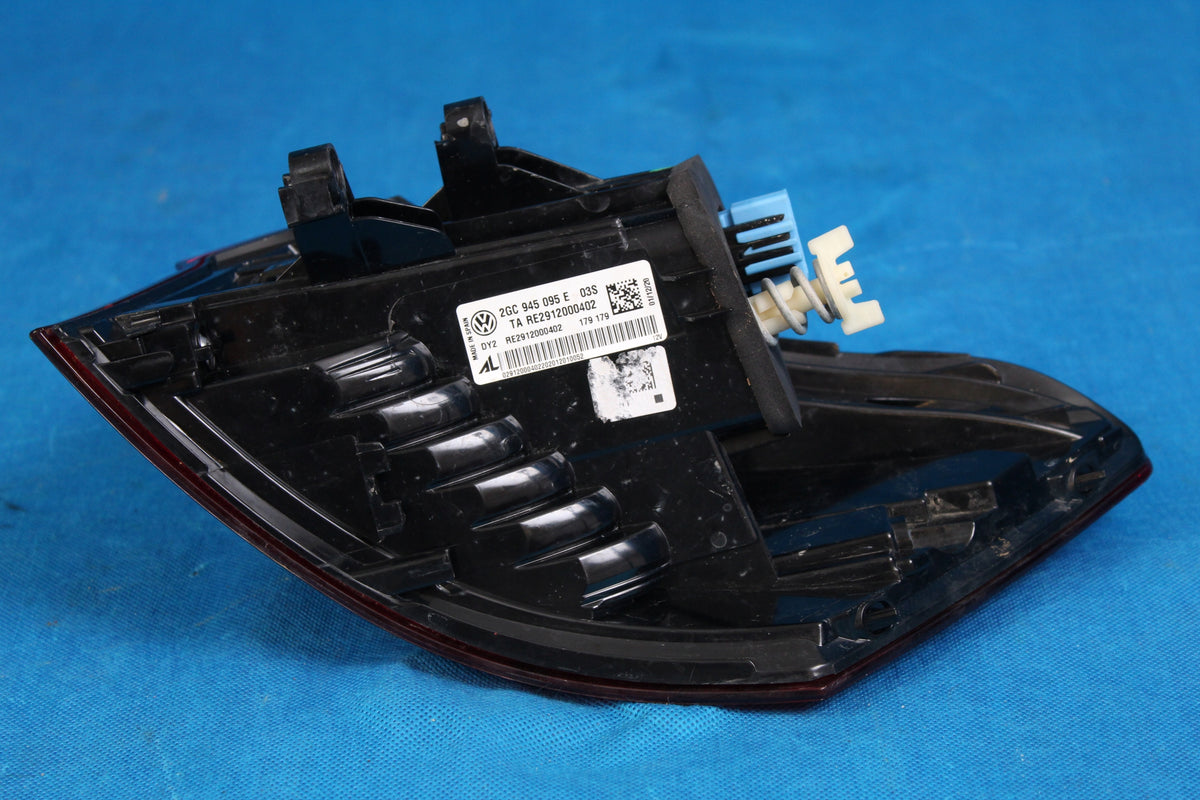 VW T-ROC CONVERTIBLE LAMP REAR LEFT AFTER FLOODING 2GC945095E 2021R