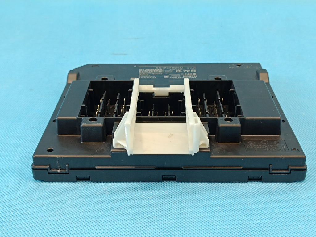 VW T-ROC LIFT 1.5 TSI 110KW 2025 R COMFORT CONTROLLER MODULE 5Q1937084D