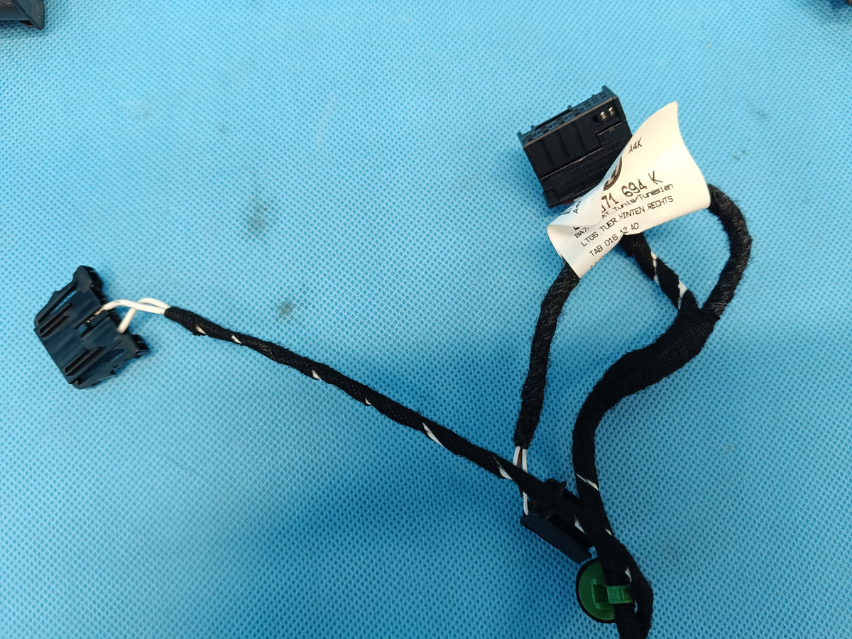 VW T-ROC LIFT 1.5 TSI 110KW 2025 R DOOR HARNESS RIGHT REAR 2GA971694K