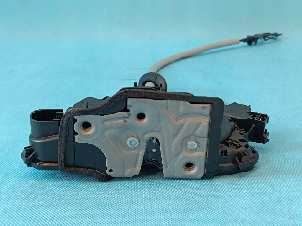 VW T-ROC LIFT 1.5 TSI 110KW 2025 R DOOR LOCK RIGHT FRONT 3J1837016A