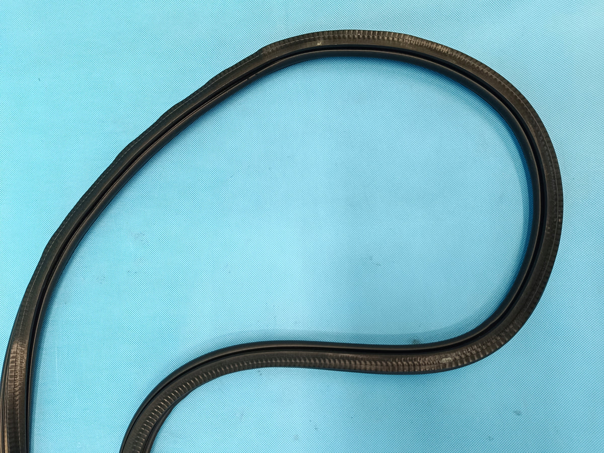 VW T-ROC LIFT 1.5 TSI 110KW 2025 R DOOR SEAL LEFT REAR 2GA867913B