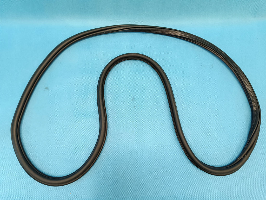 VW T-ROC LIFT 1.5 TSI 110KW 2025 R DOOR SEAL LEFT REAR 2GA867913B