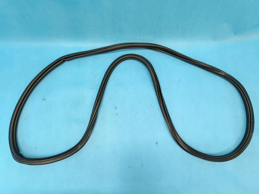VW T-ROC LIFT 1.5 TSI 110KW 2025 R DOOR SEAL RIGHT FRONT 2GA867912B