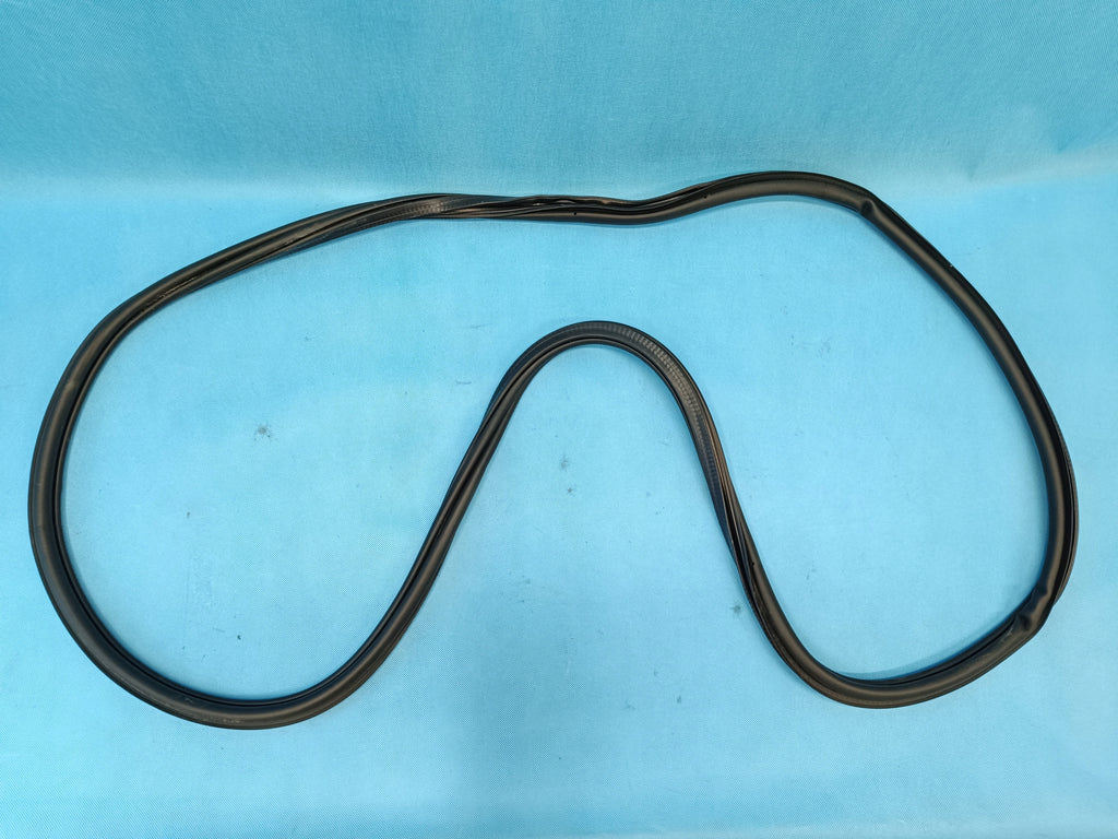 VW T-ROC LIFT 1.5 TSI 110KW 2025 R DOOR SEAL RIGHT FRONT 2GA867912B