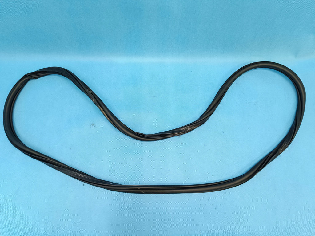 VW T-ROC LIFT 1.5 TSI 110KW 2025 R DOOR SEAL RIGHT REAR 2GA867914B