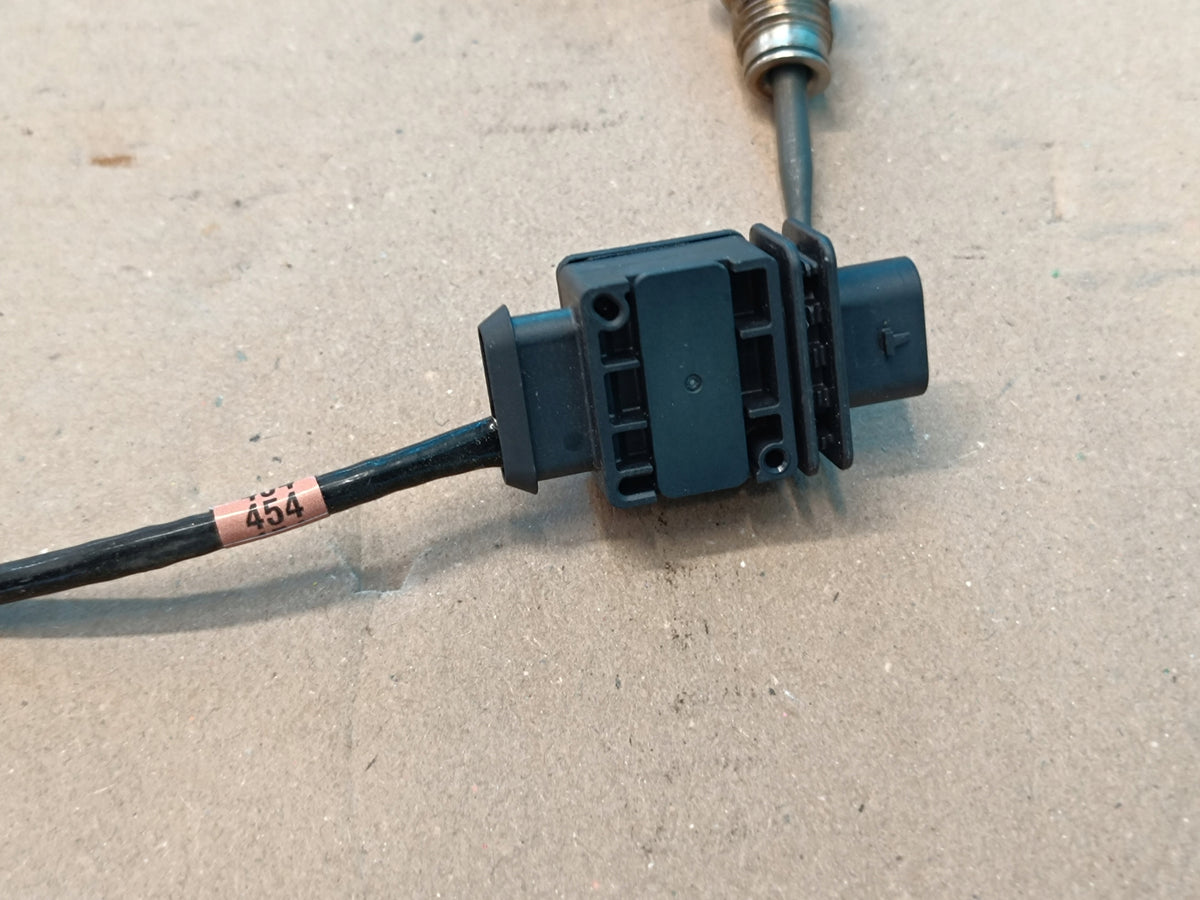 VW T-ROC LIFT 1.5 TSI 110KW 2025 R EXHAUST TEMPERATURE SENSOR 05E919529E