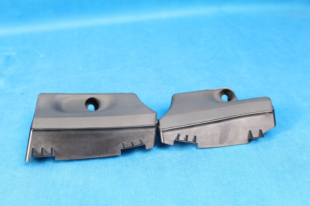VW T-ROC TRUNK GRILLE COVER LEFT 8P7813209C RIGHT 8P7813210C 2021R