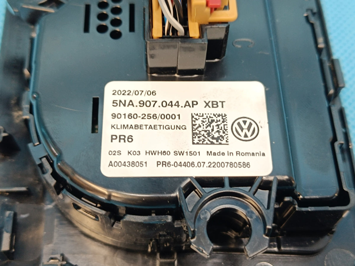 VW TIGUAN 2 II 2.0 TFSI 140KW 2022 R AIR CONDITIONING PANEL 5NA907044AP