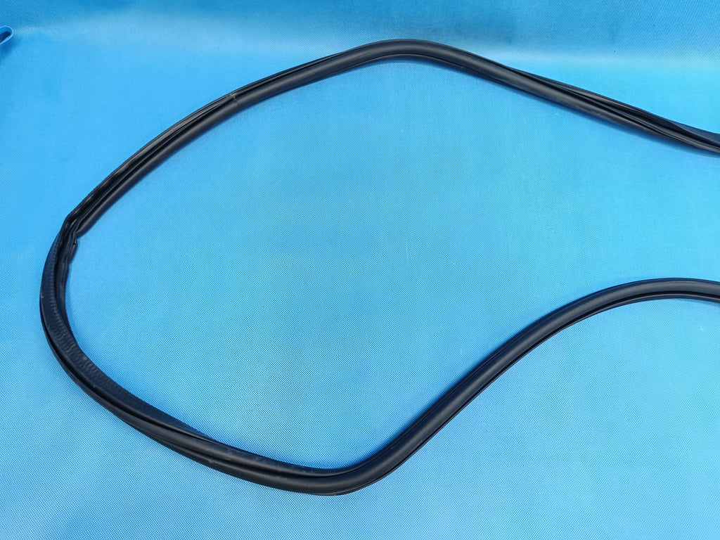 VW TIGUAN 2 II 2.0 TFSI 140KW 2022 R DOOR SEAL RIGHT REAR 5NN867914A