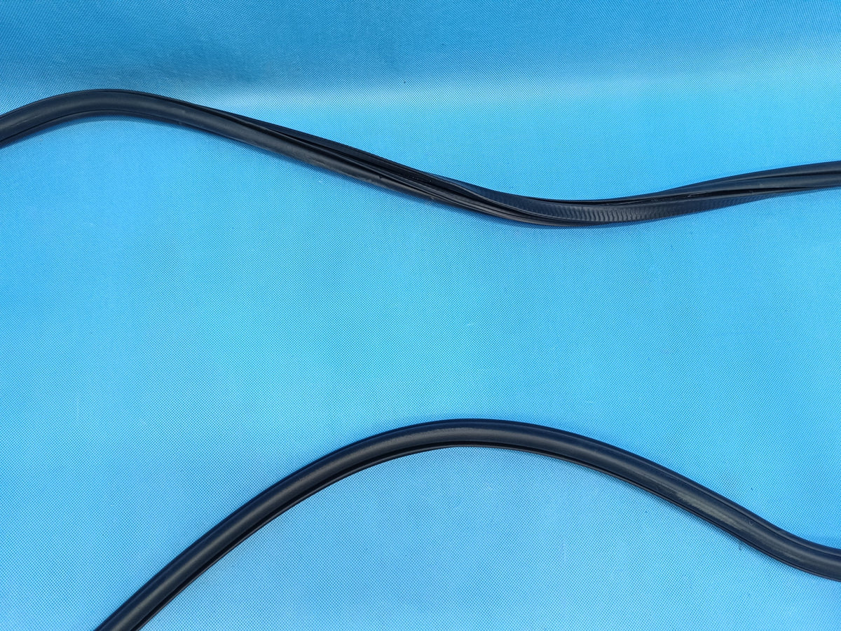 VW TIGUAN 2 II 2.0 TFSI 140KW 2022 R DOOR SEAL RIGHT REAR 5NN867914A