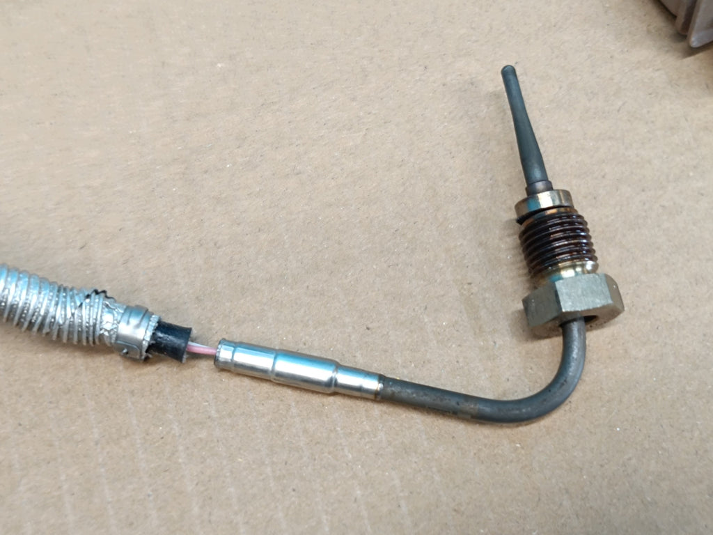 VW TIGUAN 2 II 2.0 TFSI 140KW 2022 R EXHAUST TEMPERATURE SENSOR 06Q919519S