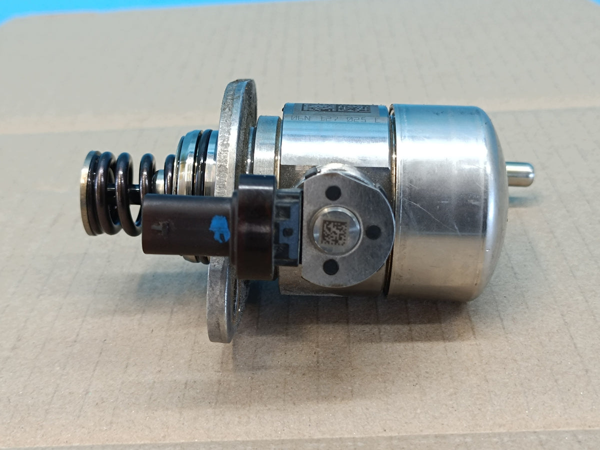 VW TIGUAN 2 II 2.0 TFSI 140KW 2022 R FUEL PUMP 06N127025E