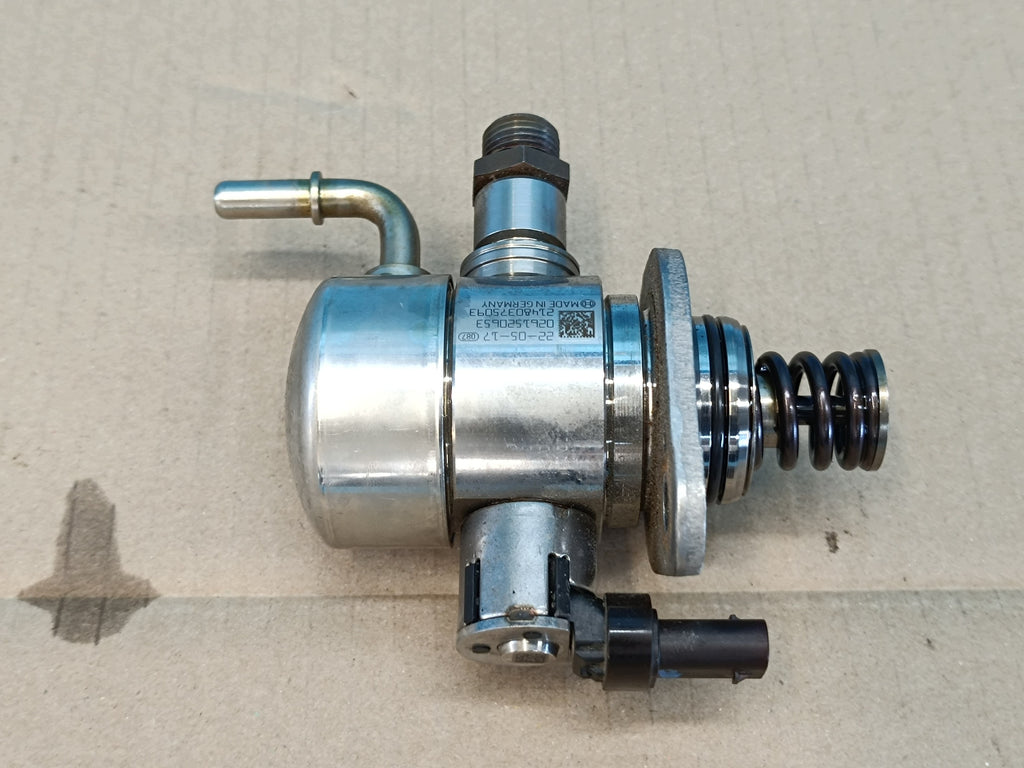 VW TIGUAN 2 II 2.0 TFSI 140KW 2022 R FUEL PUMP 06N127025E