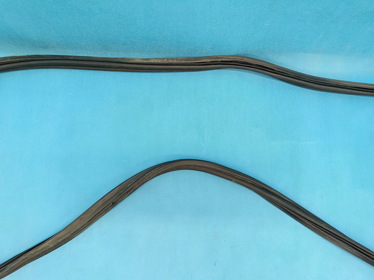 VW TIGUAN 2 II 2.0 TFSI 140KW 2022 R TAILGATE SEAL 5NA827705A