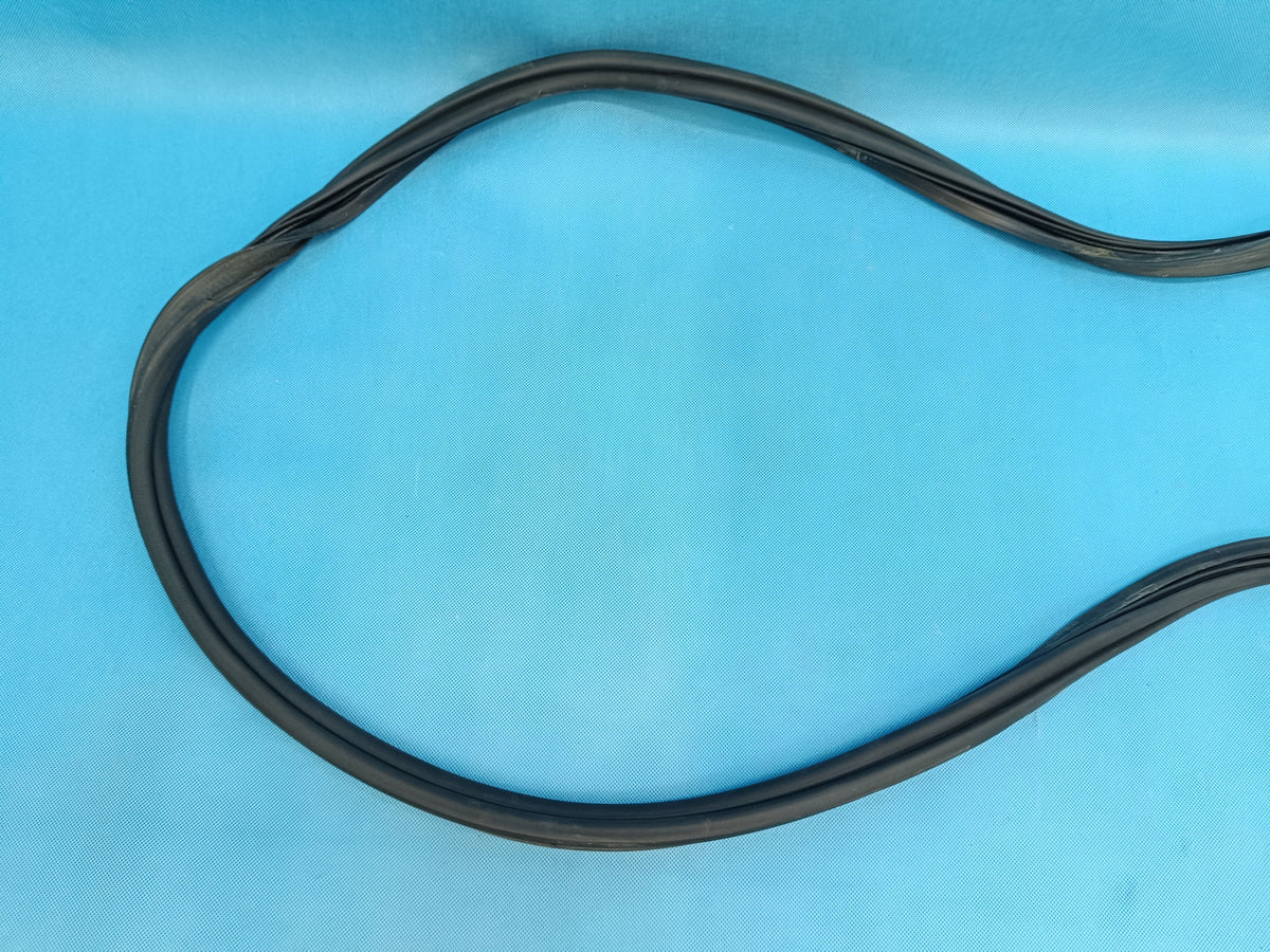 VW TIGUAN 2 II 2.0 TFSI 140KW 2022 R TAILGATE SEAL 5NA827705A