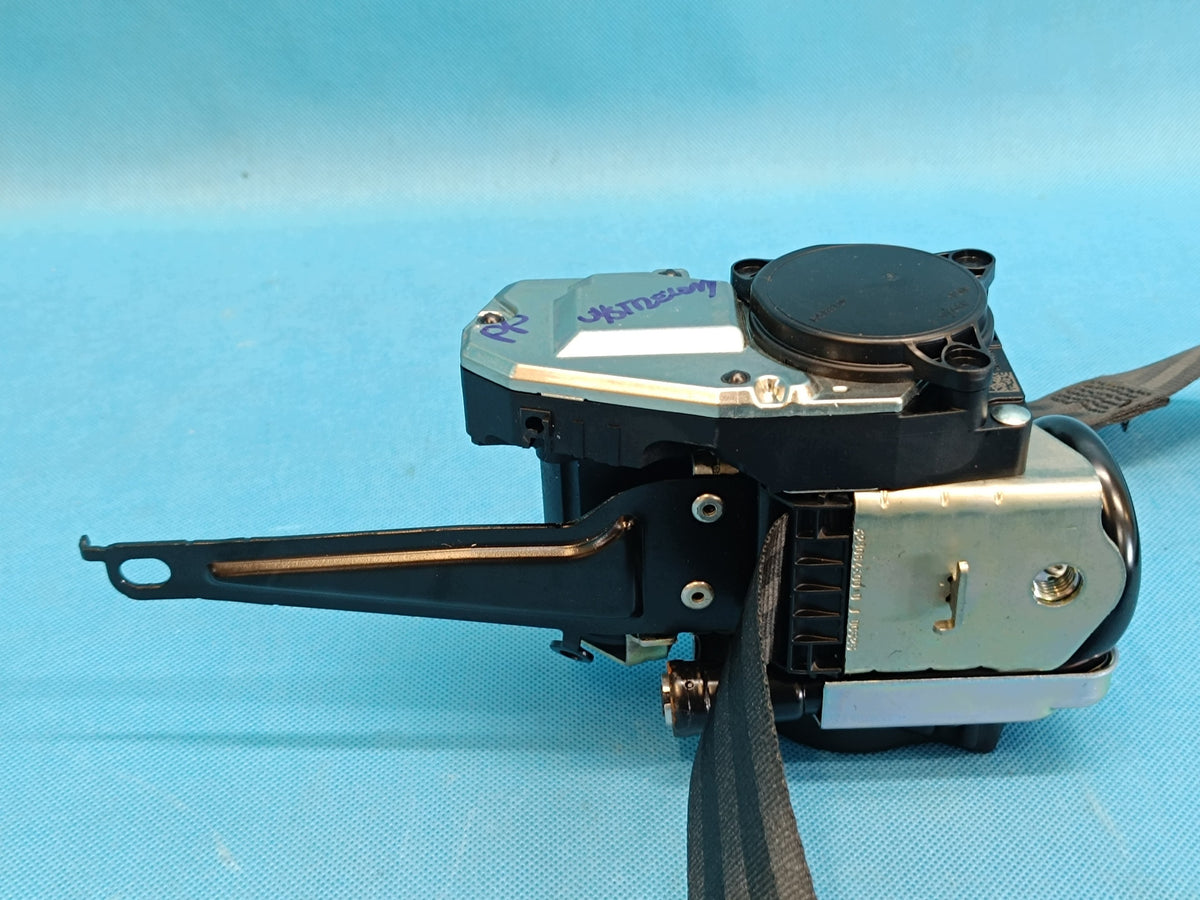 VW TIGUAN 2 II 2.0 TFSI 2022 R SEAT BELT RIGHT FRONT 5NB857706D
