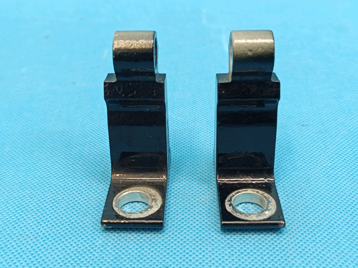 VW TIGUAN 2 II LIFT 2.0 TFSI 137KW 2024 R DOOR HINGES LEFT REAR 8V5833403C
