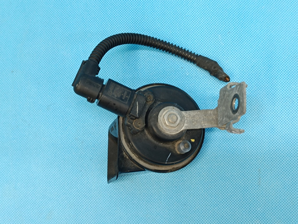 VW TIGUAN 2 II LIFT 2.0 TFSI 137KW 2024 R TWEETER HORN 5Q0951223H