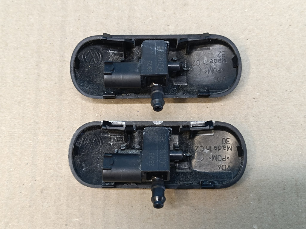 VW TIGUAN 2 II LIFT 2.0 TFSI 137KW 2024 R WASHER NOZZLE 5G0955986