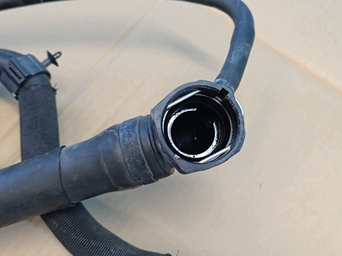 VW TIGUAN 2 II LIFT 2.0 TFSI 137KW 2024 R WATER PIPE 5QN122157AD