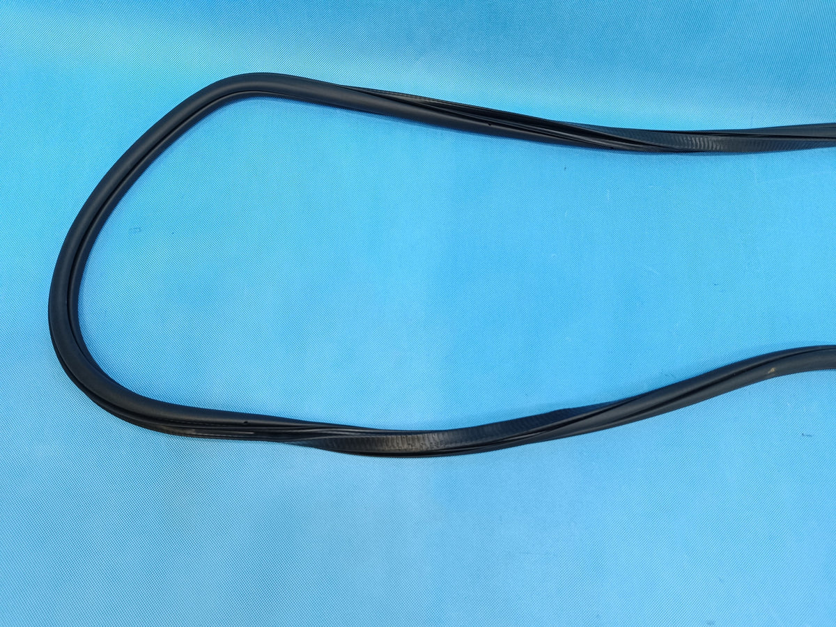 VW TIGUAN 2 II LIFT 2.0 TFSI 2024 R DOOR SEAL RIGHT REAR 5NN867914A