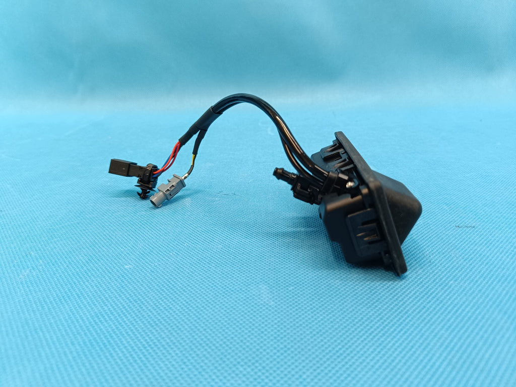 VW TIGUAN 2 II LIFT 2.0TFSI 137KW 2024R REVERSING CAMERA MICROCONTACT 5NA827566D