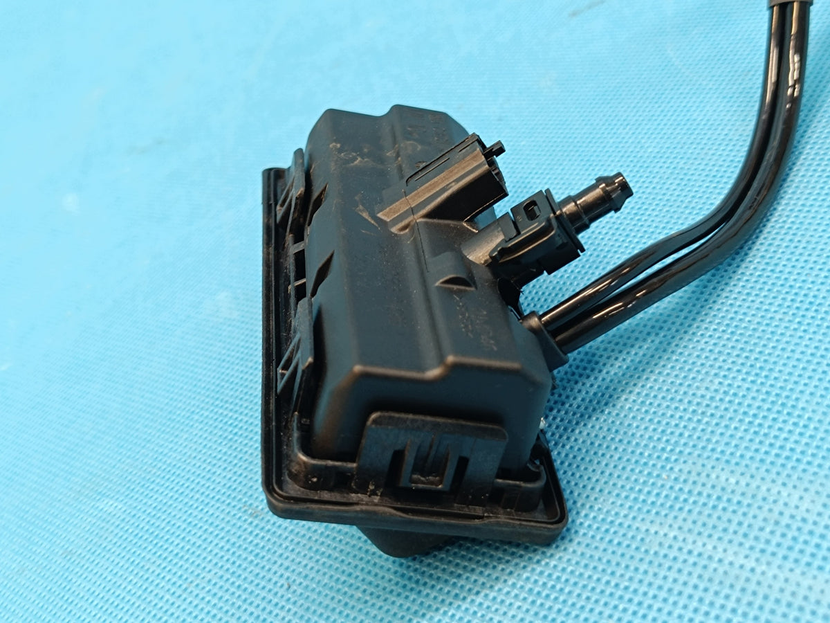VW TIGUAN 2 II LIFT 2.0TFSI 137KW 2024R REVERSING CAMERA MICROCONTACT 5NA827566D