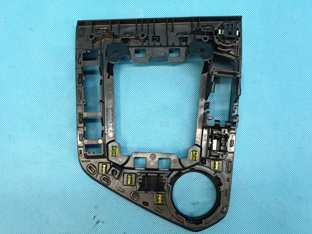 VW TIGUAN 2 II LIFT 2024 R MIDDLE TUNNEL FRAME 5NN864263B 2GJ959839