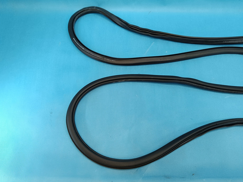 VW TIGUAN 3 III 1,5 TSI 110KW 2024 R DOOR SEAL REAR 571867913D