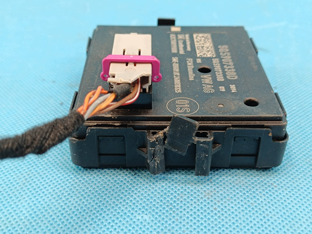 VW TIGUAN 3 III 1,5 TSI 110KW 2024 R GATEWAY LIGHT MODULE 5QS907338D