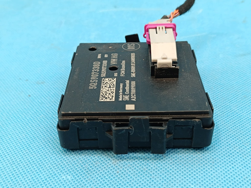 VW TIGUAN 3 III 1,5 TSI 110KW 2024 R GATEWAY LIGHT MODULE 5QS907338D