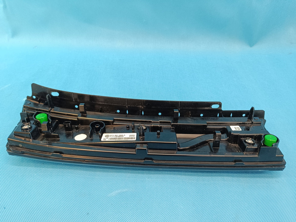 VW TIGUAN 3 III 1,5 TSI 110KW 2024R HEADLIGHT STRIP LEFT FRONT 571941653A