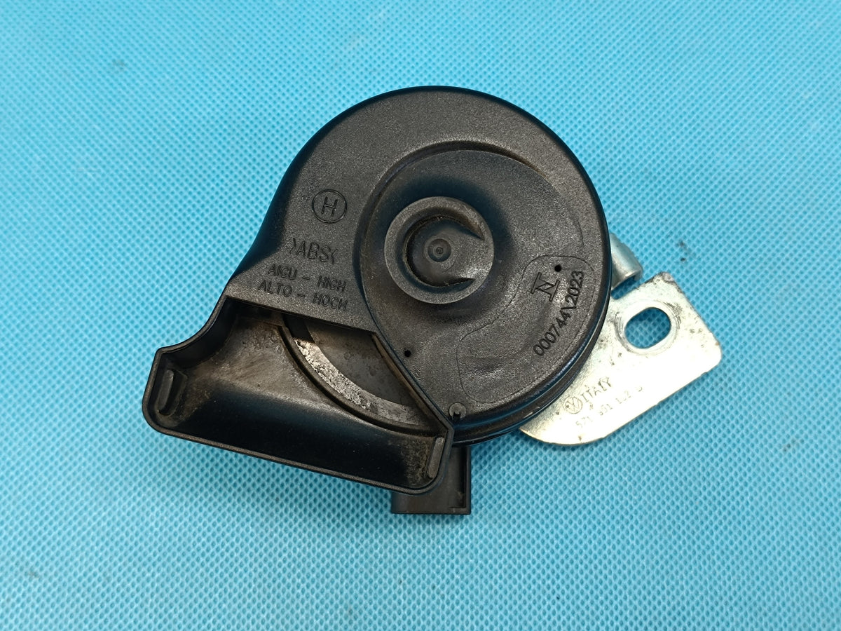 VW TIGUAN 3 III 1,5 TSI 110KW 2024R HORN MOUNT 571951206B 571951182B