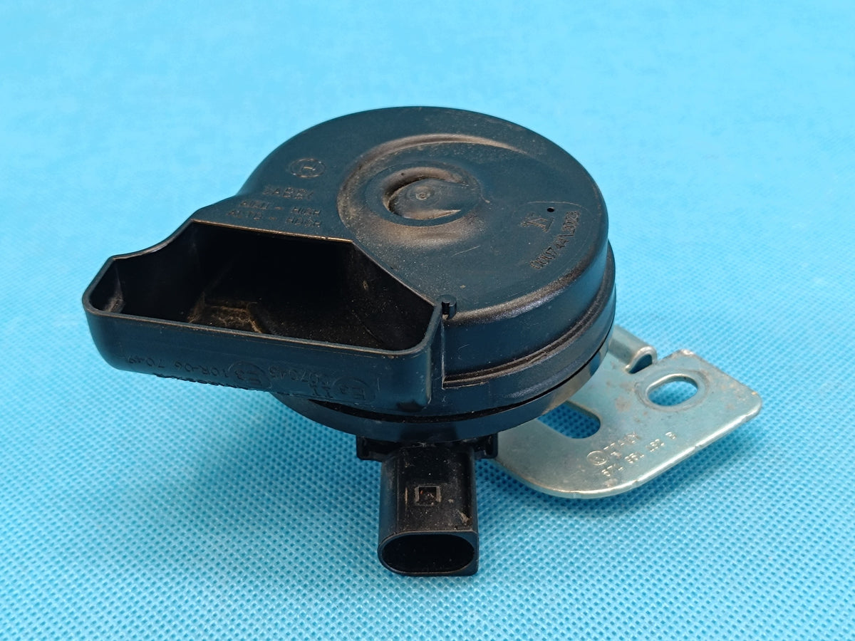 VW TIGUAN 3 III 1,5 TSI 110KW 2024R HORN MOUNT 571951206B 571951182B