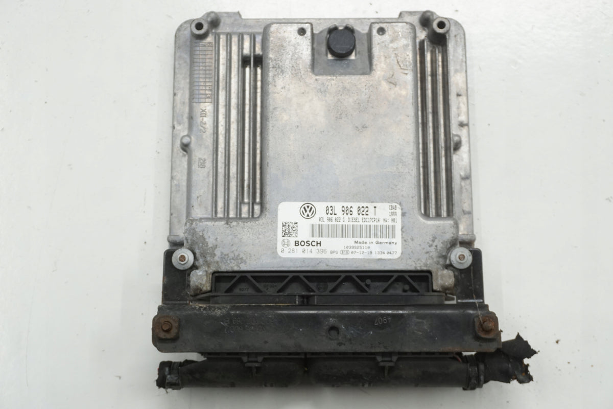 VW TIGUAN 5N 08R ENGINE CONTROLLER 2.0TDI CBA 03L906022T