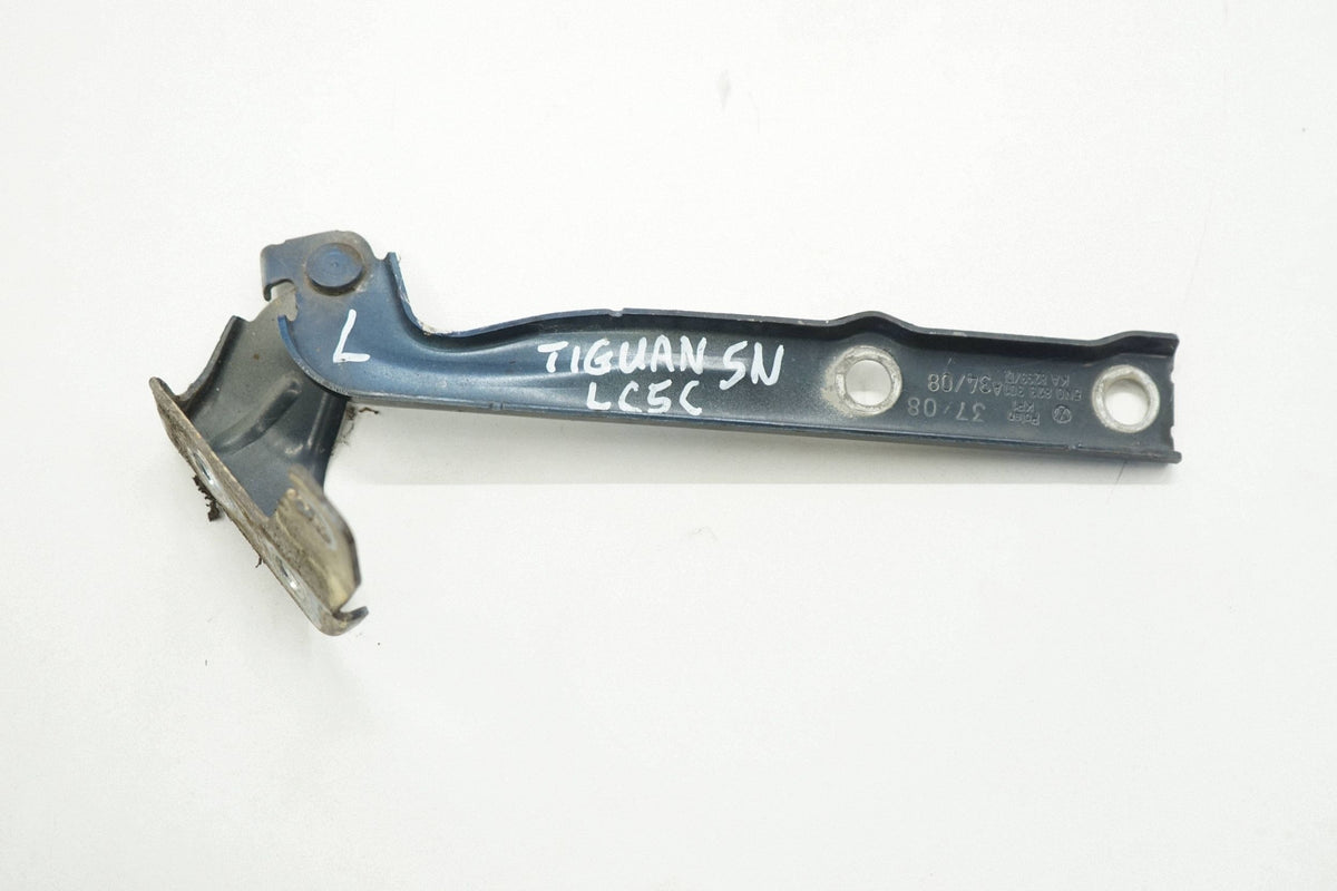 VW TIGUAN 5N 08R MASK HINGE LEFT LC5C 5N0823301A